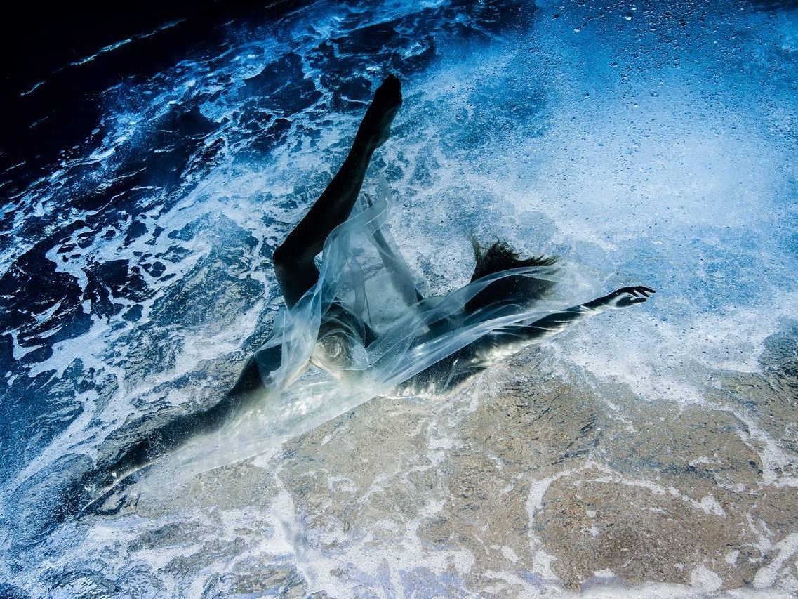 Autour Du Monde - Hugh Arnold copy