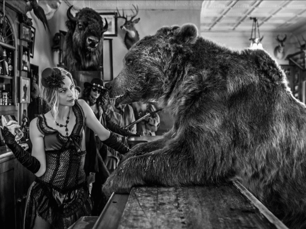 David_Yarrow_Last_Orders_Hilton_Asmus_Contemporary