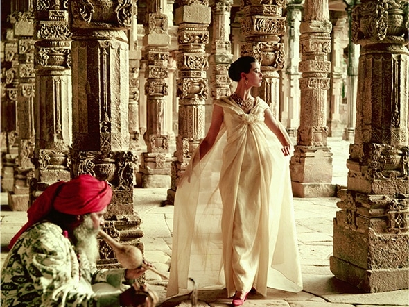 The Pillars of Quwwat- Ul-Islam Mosque at dusk