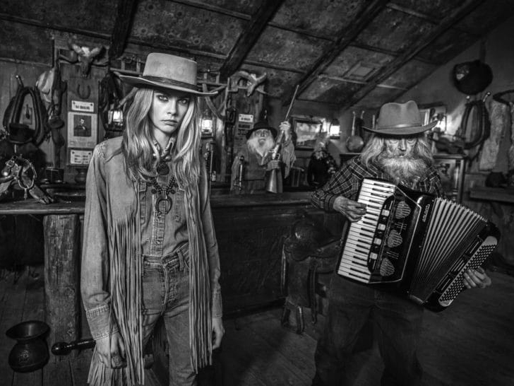 Saturday-Night-Live_v3c-scaled-0x546-c-default