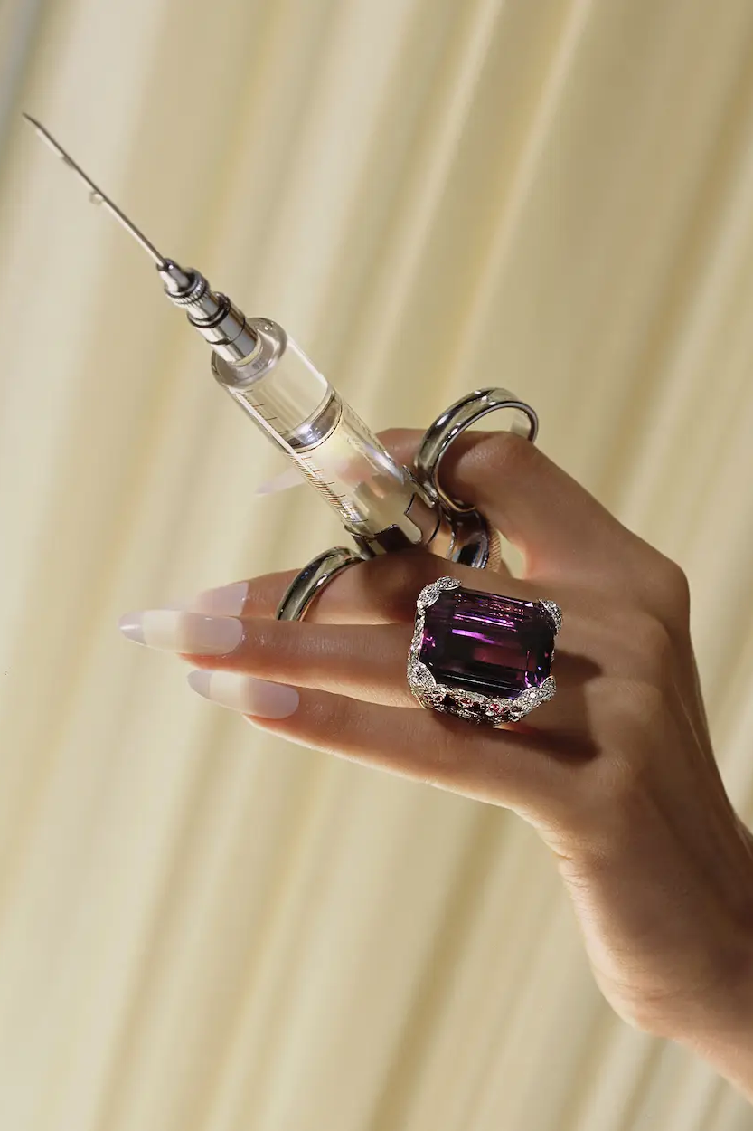 Make me feel good-KLINKO-Hilton Contemporary