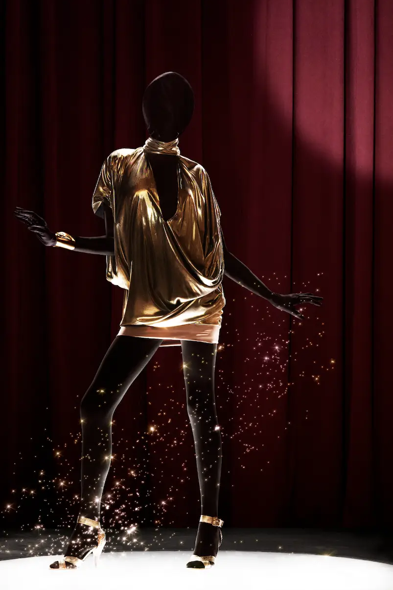 INVISIBLE-MARKUS KLINKO-HILTON CONTEMPORARY