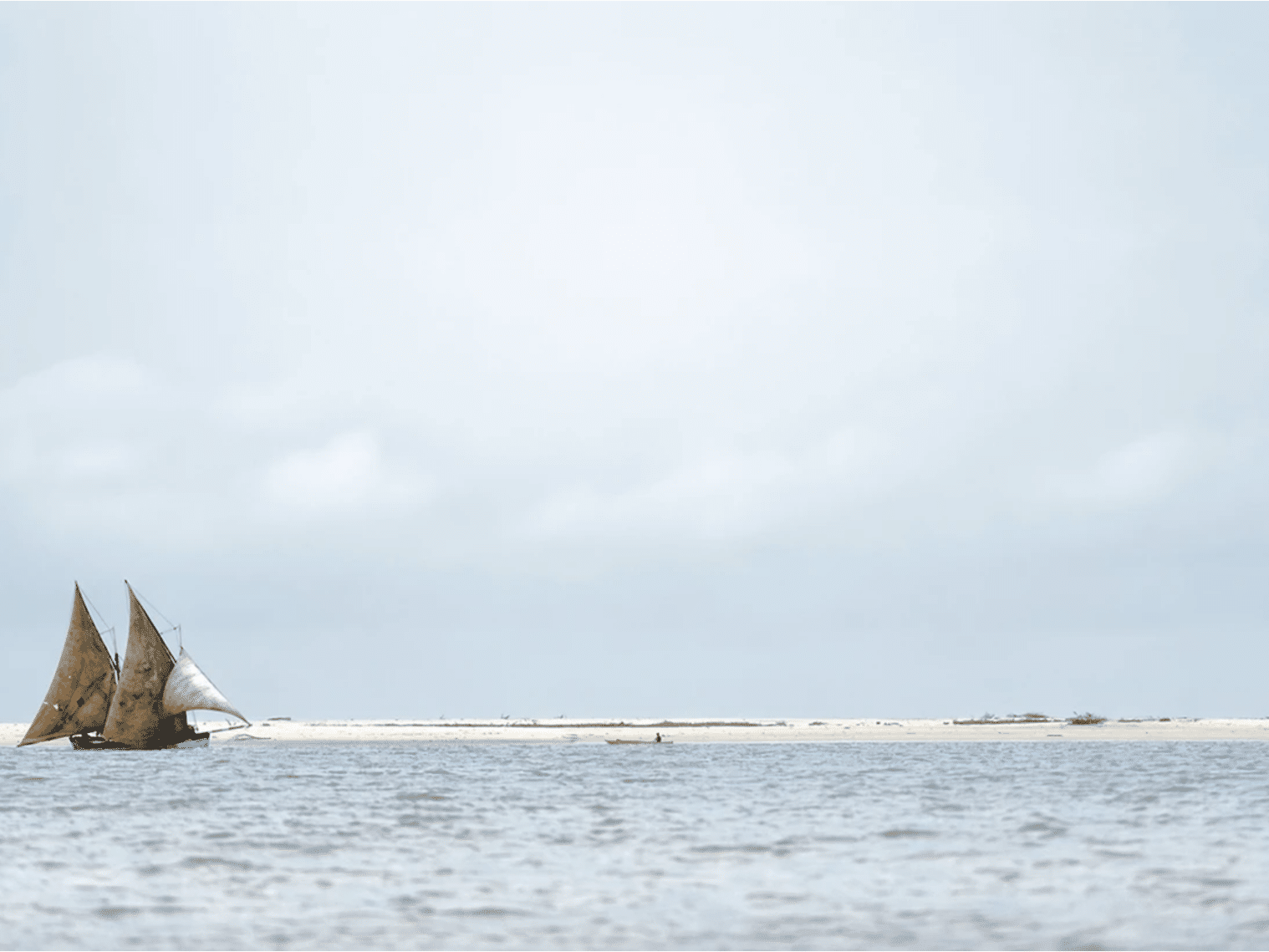 Sails to the Sandbank
