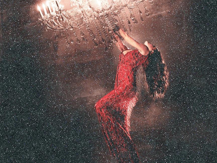 Hanging On (Diamond Dust)