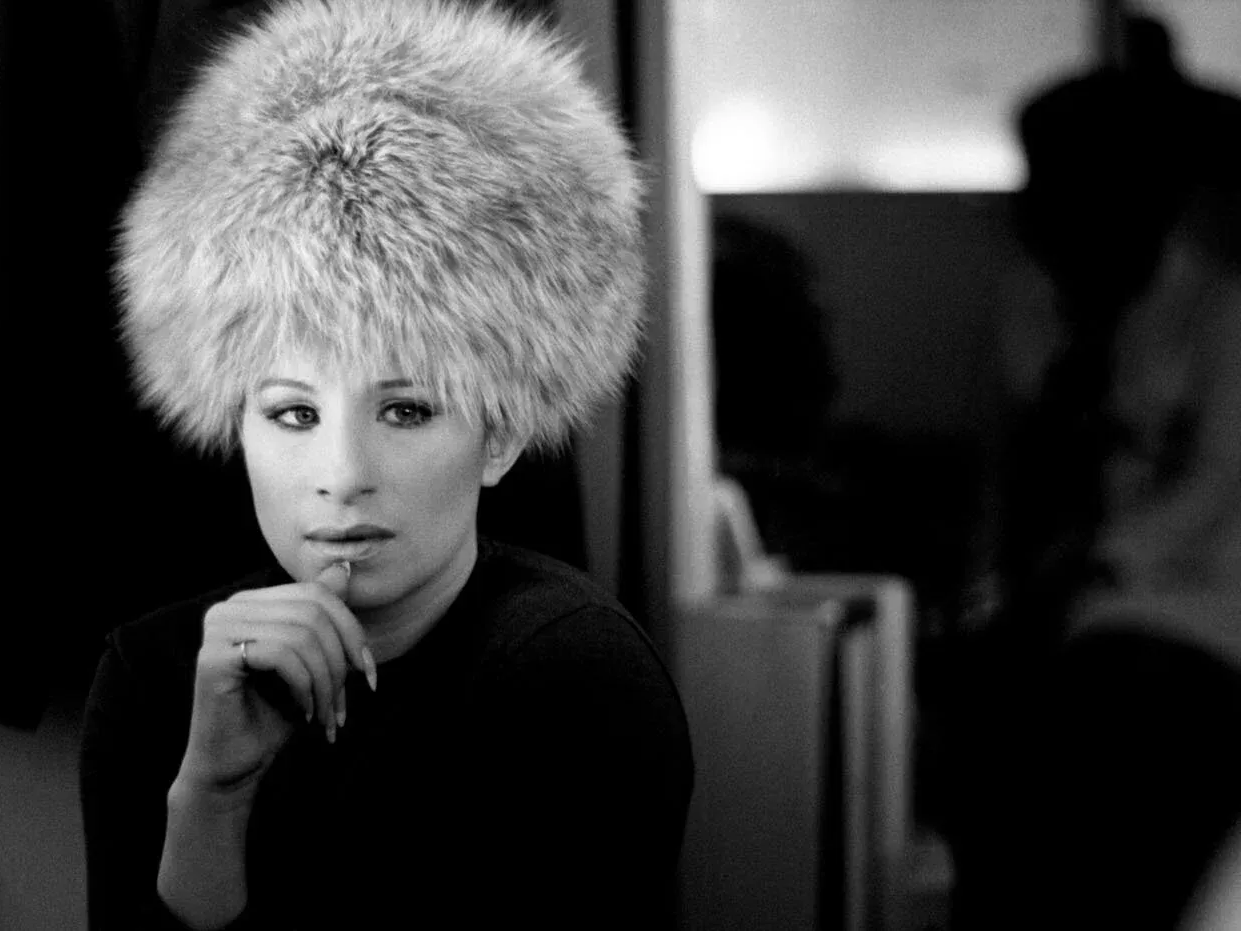 Barbra Streisand en route to London at the Royal Pavilion, photographed by Lawrence Schiller, 1969