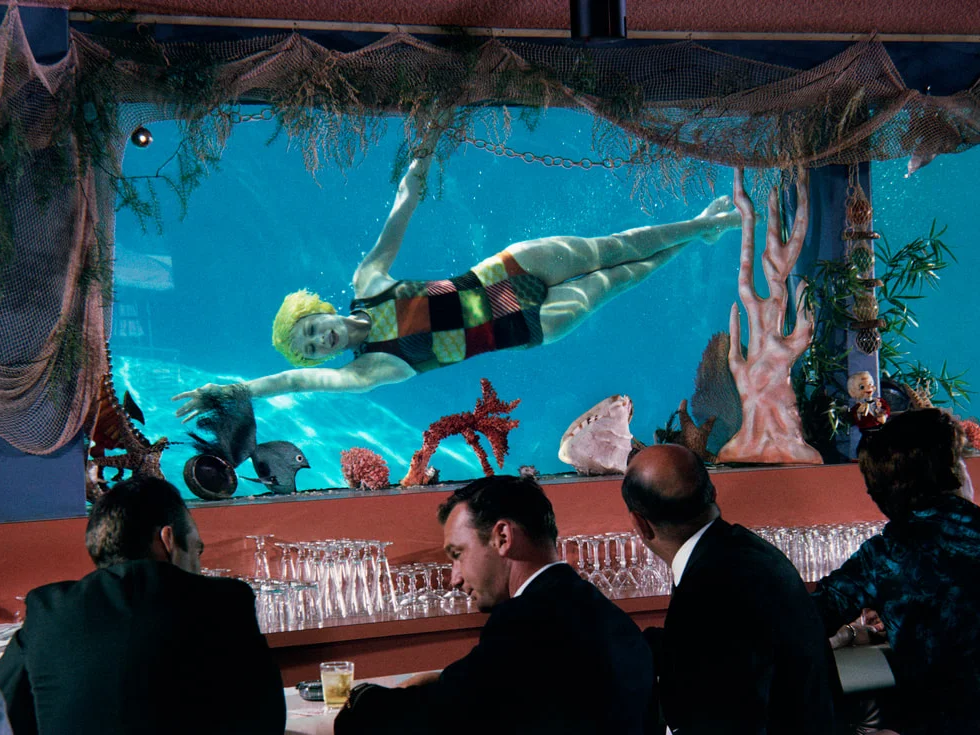 Mad Men at the Bar - 1962 | Lawrence Schiller