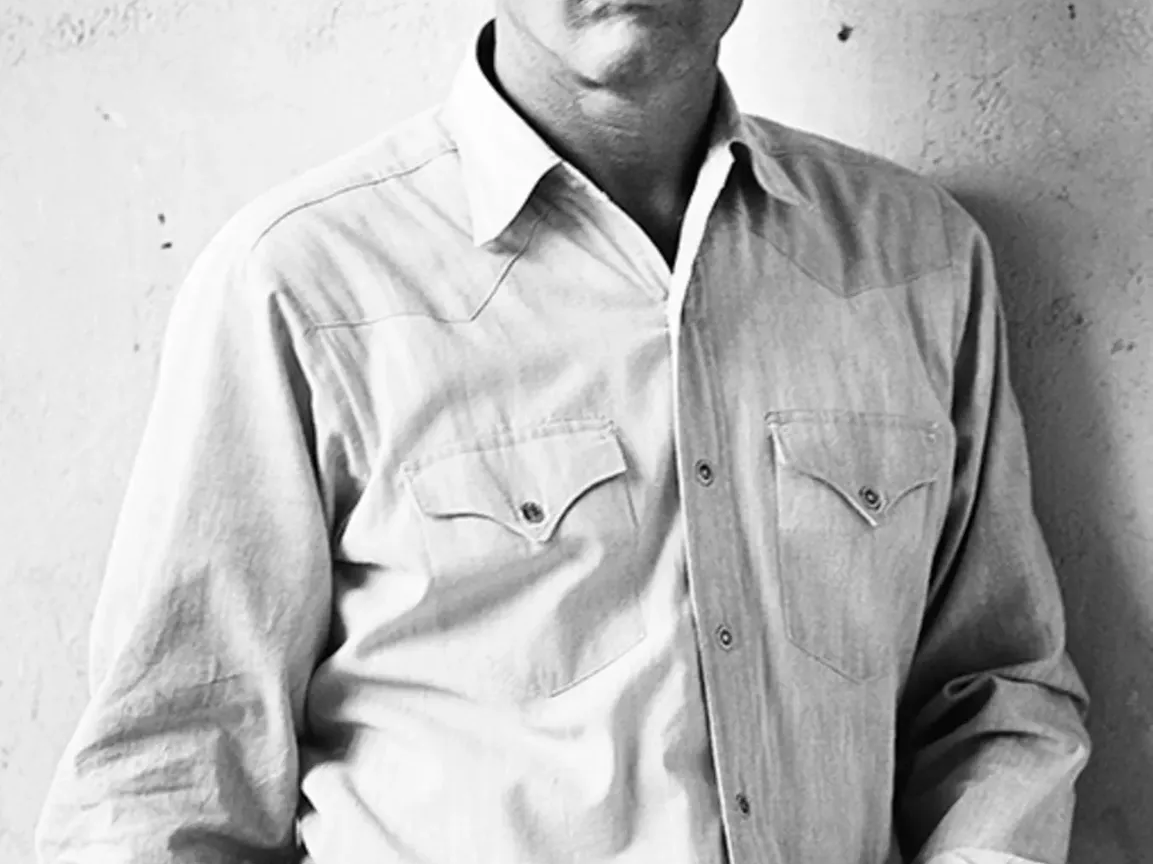 Paul Newman photographed for Pocket Money in Tucson, Arizona, 1972