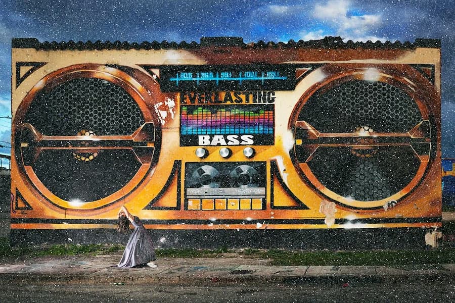 Boom Box Lover (Diamond Dust)
