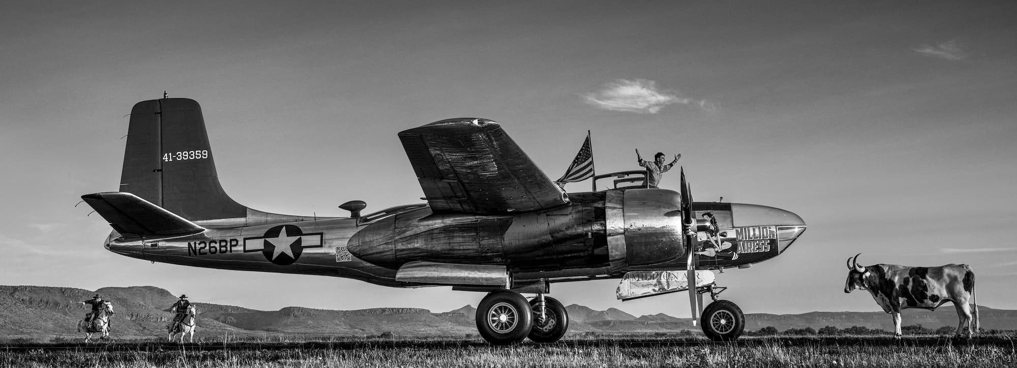 "Don't Mess with Texas" by David Yarrow, West Texas, Texas, 2025. Black and white photograph.