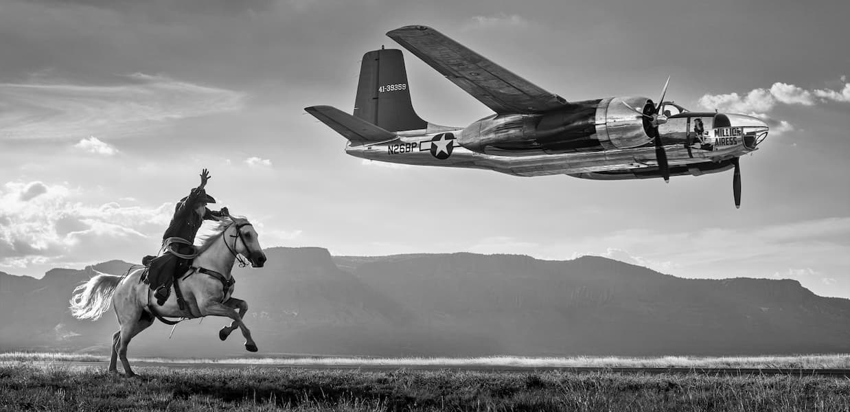 Sinclair Oil (B&W)