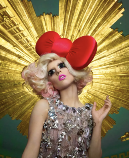 Lady Gaga, Hello Kitty (2009)